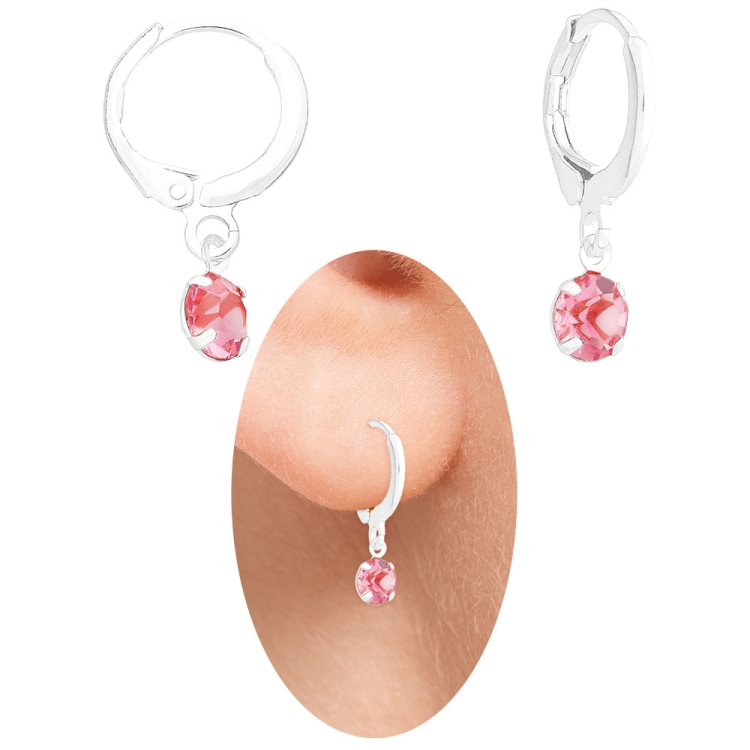 Foto 1 do Produto Brinco estilo tranqueta folheado a prata com strass de 5 mm na cor rosa