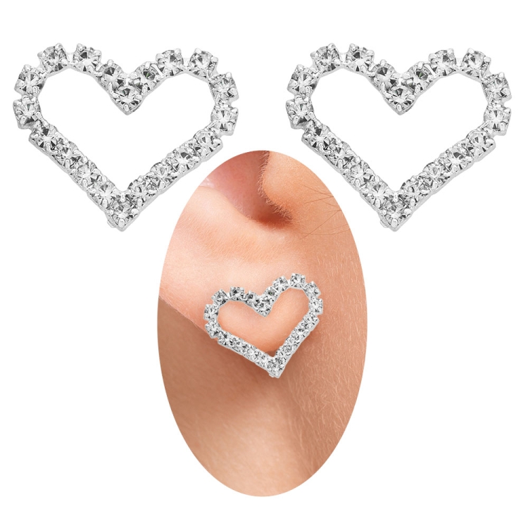 Foto 1 do Produto Brinco folheado a prata em forma de coração feito com pedras de strass