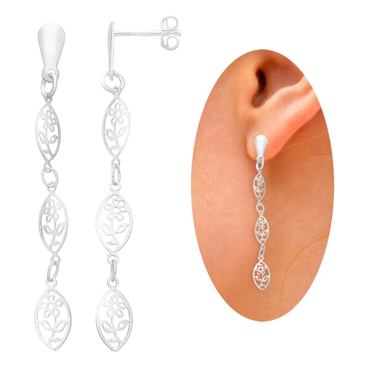 Foto 1 do Produto Brinco folheado a prata com adereços vazados em forma de flor