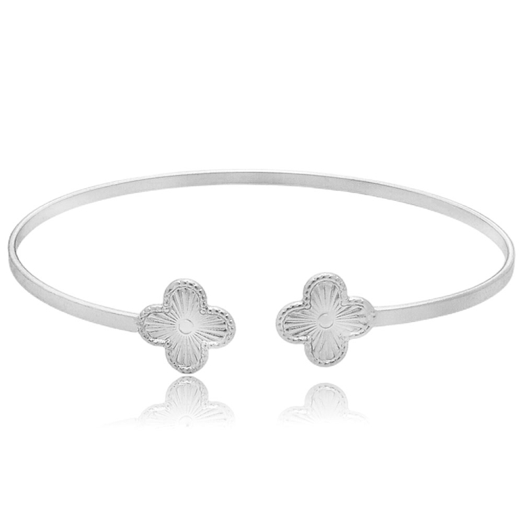 Foto 1 do Produto Bracelete fino folheado a prata com fio laminado e adereços em forma de trevo